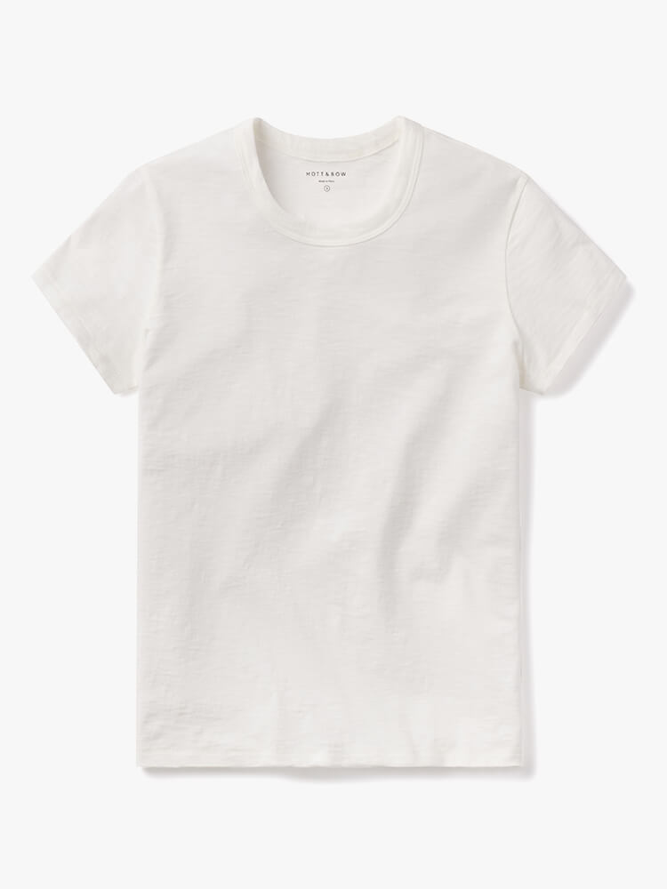 Women wearing Hueso Classic Crew Slub Tee