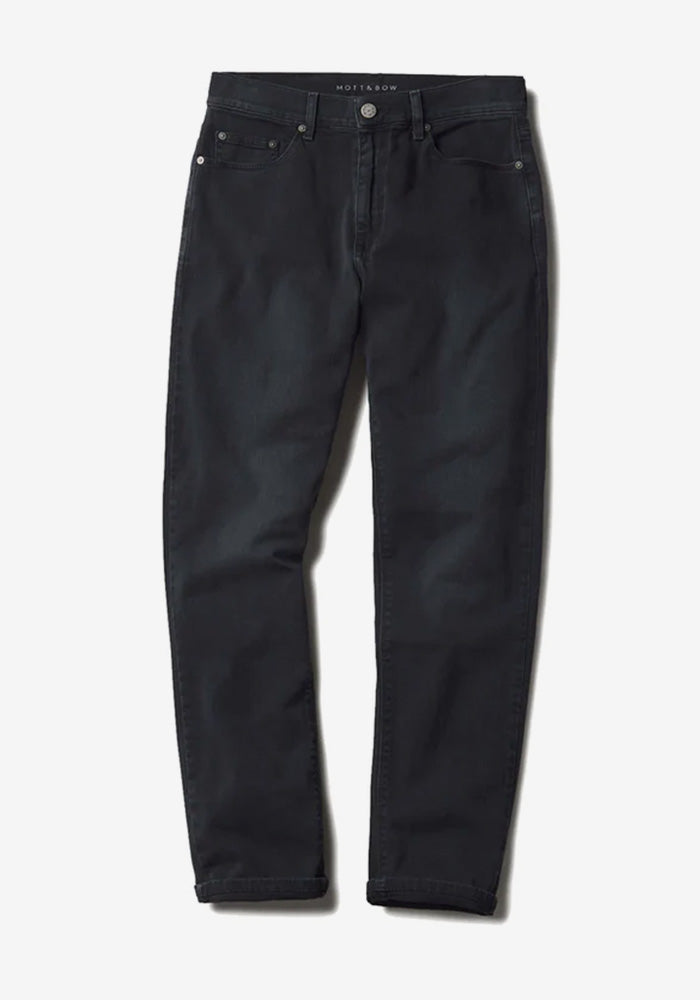Men wearing Midnight Slim Mercer Jeans