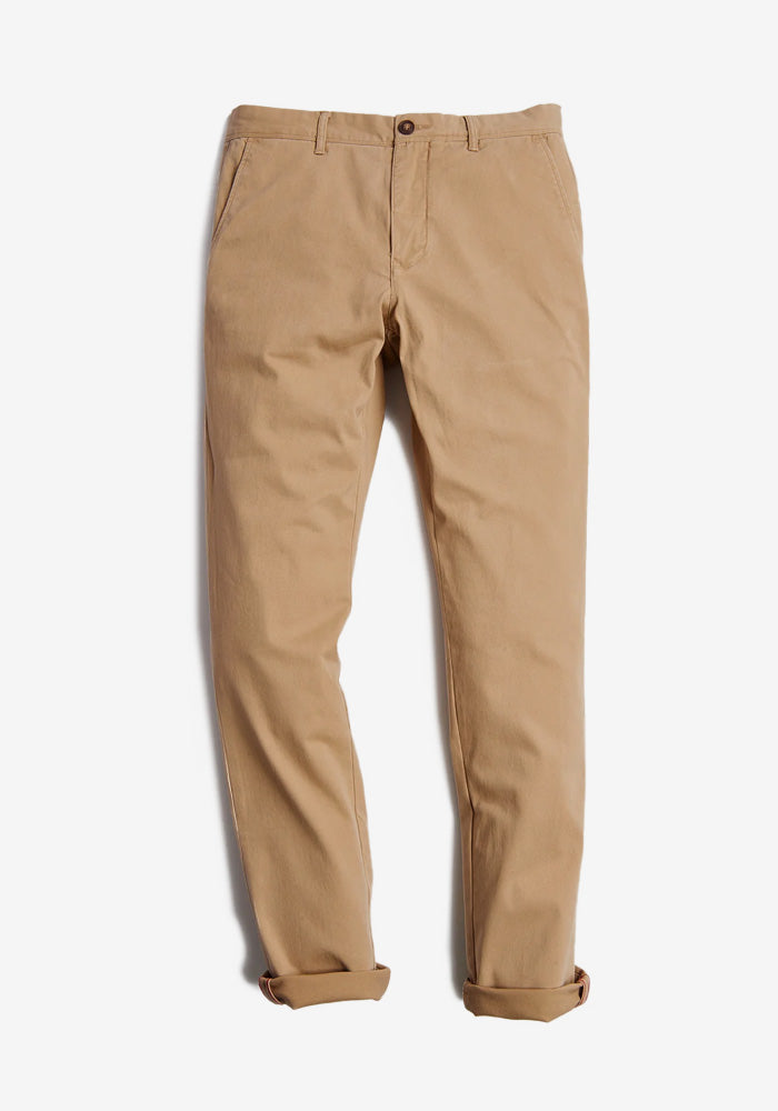 Men wearing Khaki Everyday Comfort Slim Chino Pants