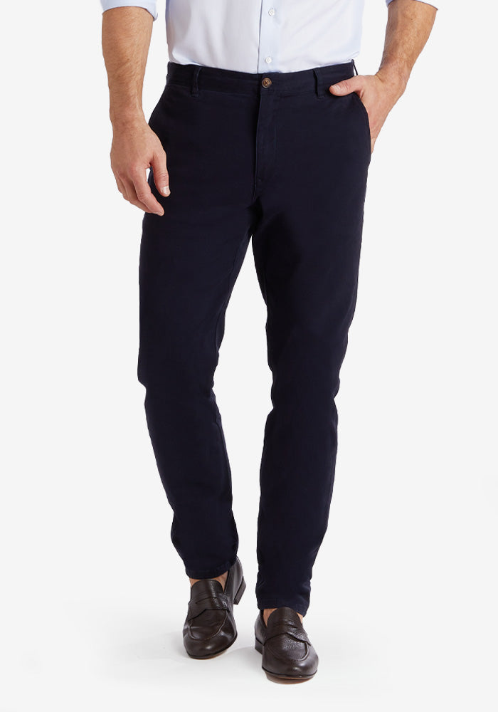 Men wearing Azul marino Everyday Comfort Slim Chino Pants