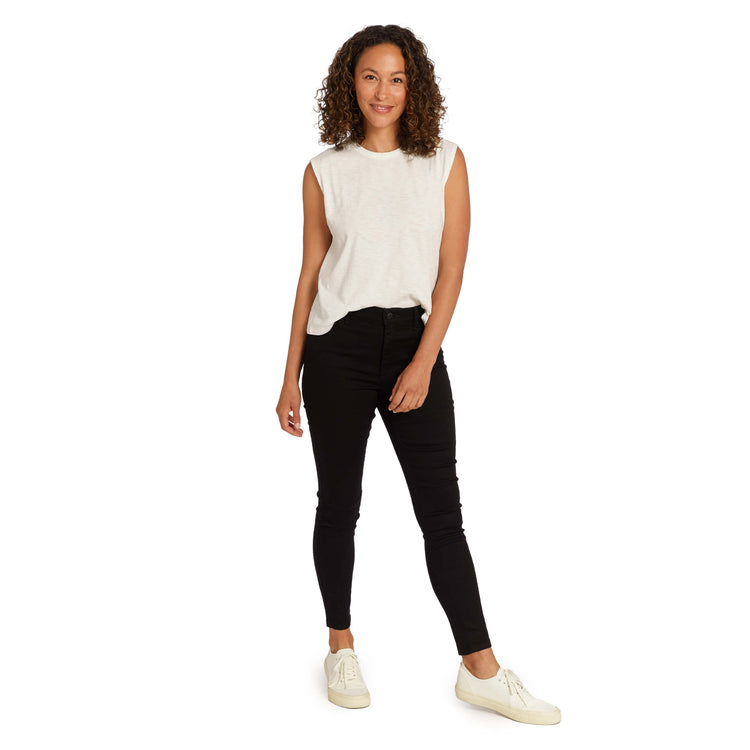Women wearing Hueso Relaxed Slub Tank