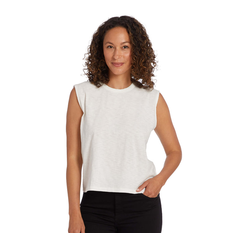Women wearing Hueso Relaxed Slub Tank