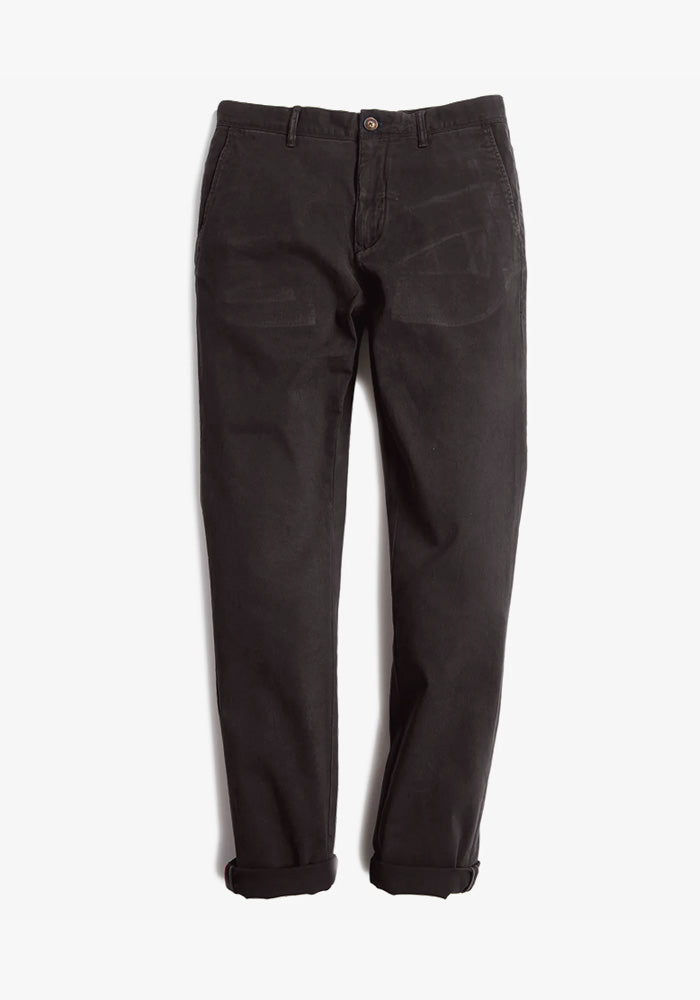 Men wearing Dark Gray Everyday Comfort Slim Chino Pants