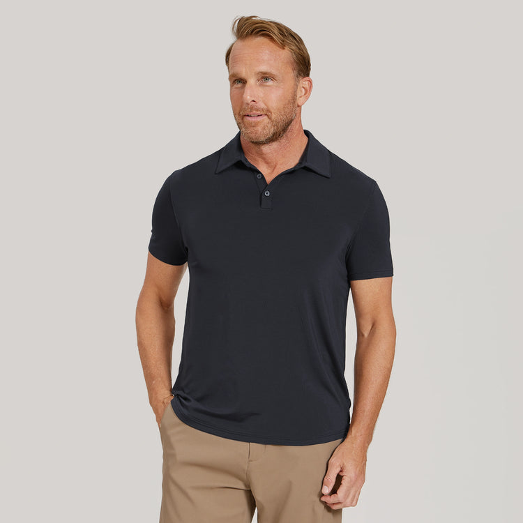 Men wearing Azul marino Luxe Performance Polo