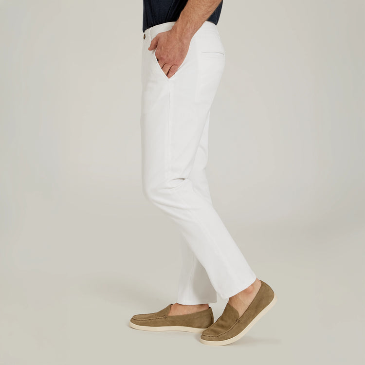 Men wearing White Everyday Comfort Slim Chino Pants