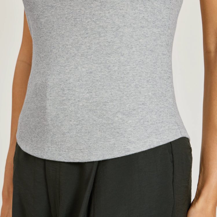 Women wearing Gris jaspeado Rib Scoop Neck Tee