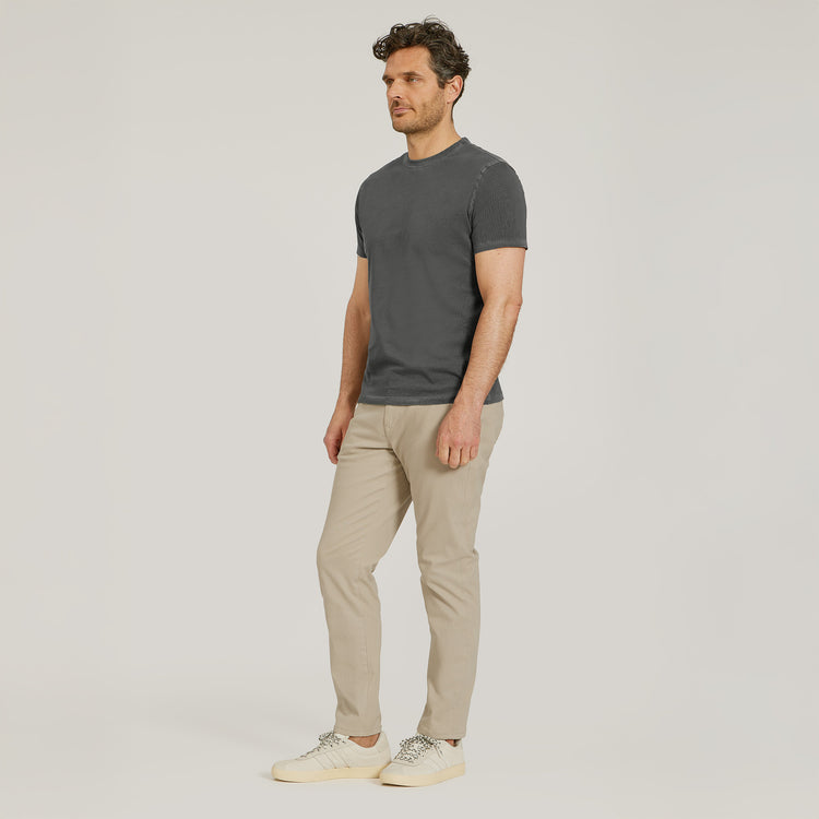 Men wearing Vintage Gray Classic Crew Driggs Tee