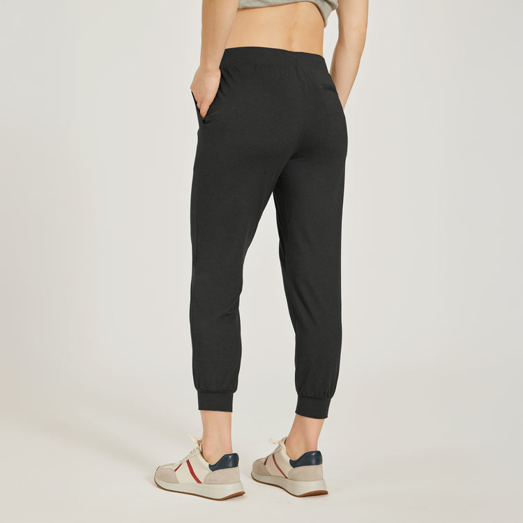 Women wearing Black Heather Cropped Performance Jogger
