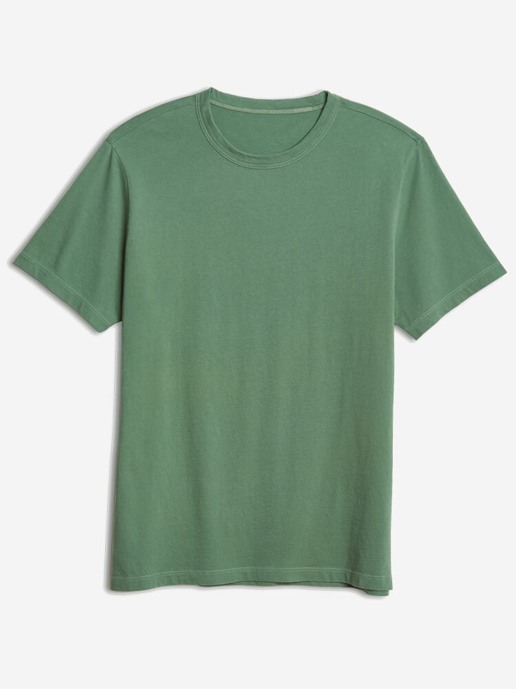 Men wearing Verde pera Classic Crew Driggs Tee