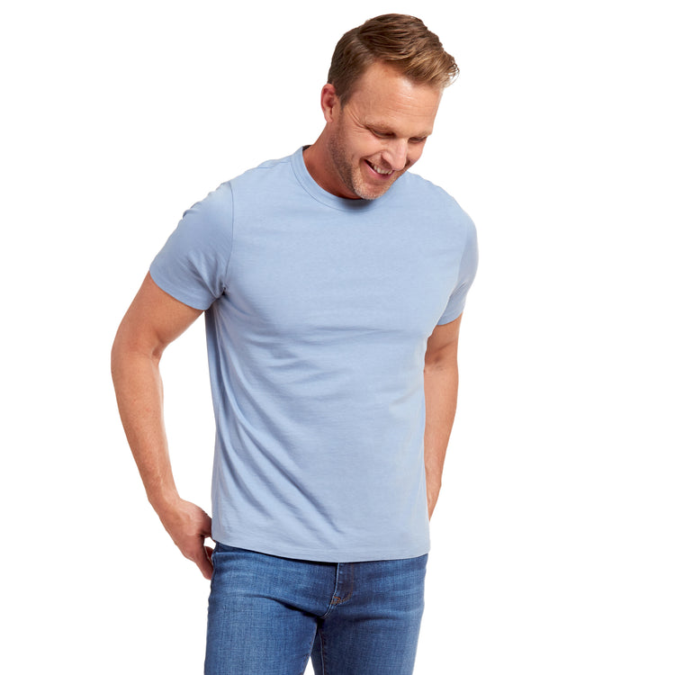 Men wearing Azul California Classic Crew Driggs Tee