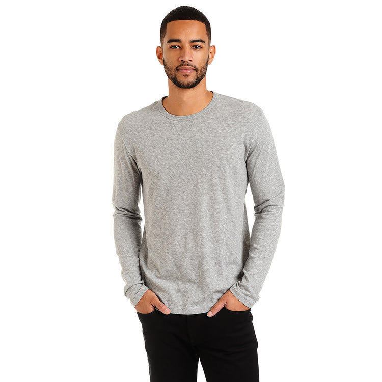 Men wearing Gris jaspeado Long Sleeve Crew Tee Driggs