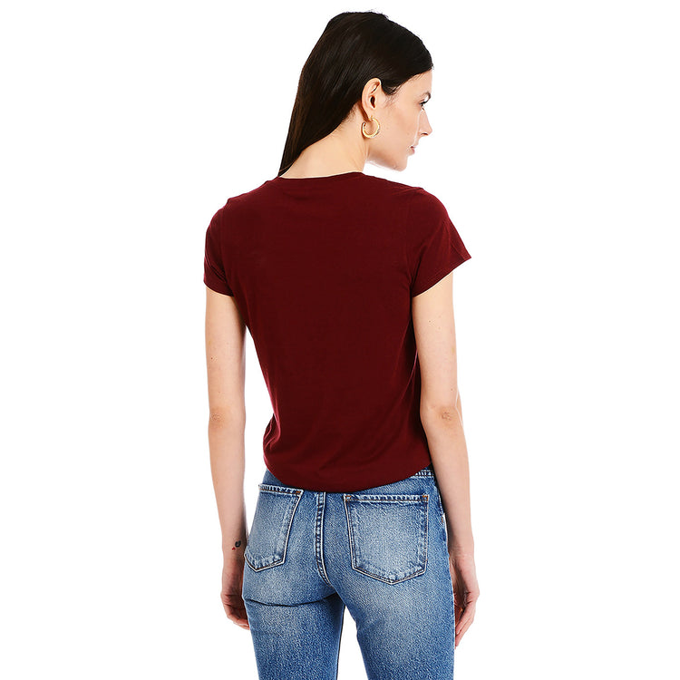 Women wearing Carmesí Fitted V-Neck Marcy Tee