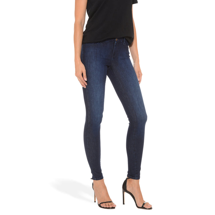 Women wearing Azul oscuro/medio Mid Rise Skinny Grove Jeans