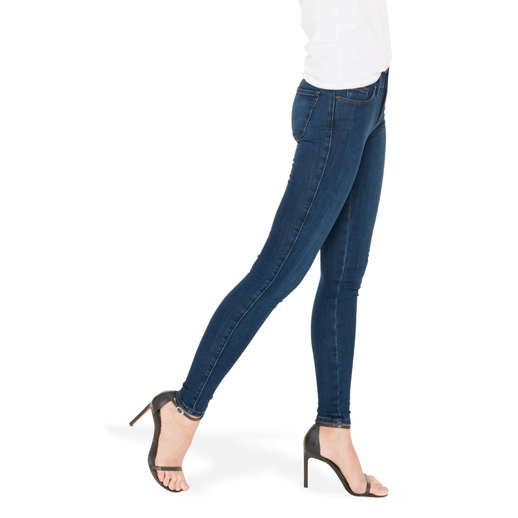 Women wearing Bleu Médium Mid Rise Skinny Jane Jeans