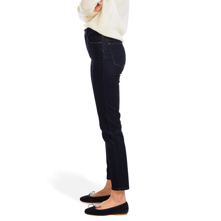 Women wearing Dark Blue High Rise Mom Oliver Jeans