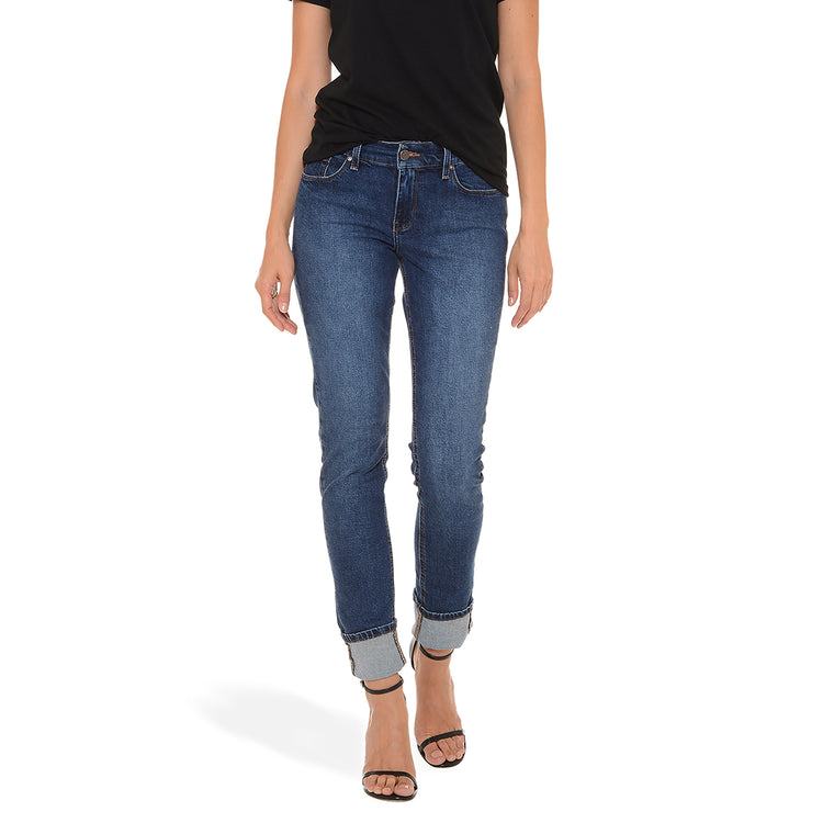 Women wearing Azul oscuro/medio Slim Straight Ridge Jeans