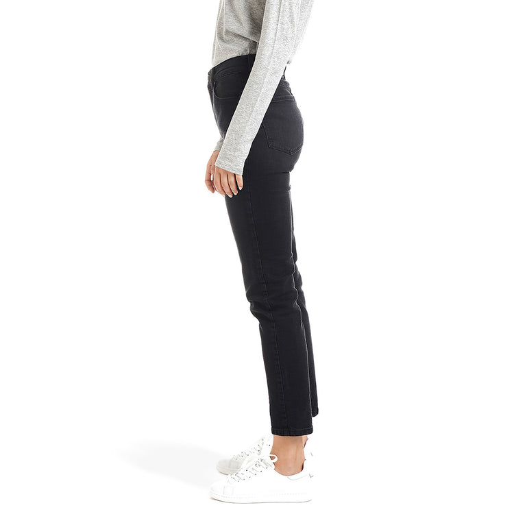 Women wearing Washed Black High Rise Mom Allen Jeans