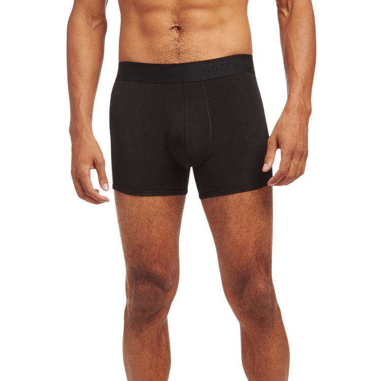 Men wearing Negro Second Skin Trunk
