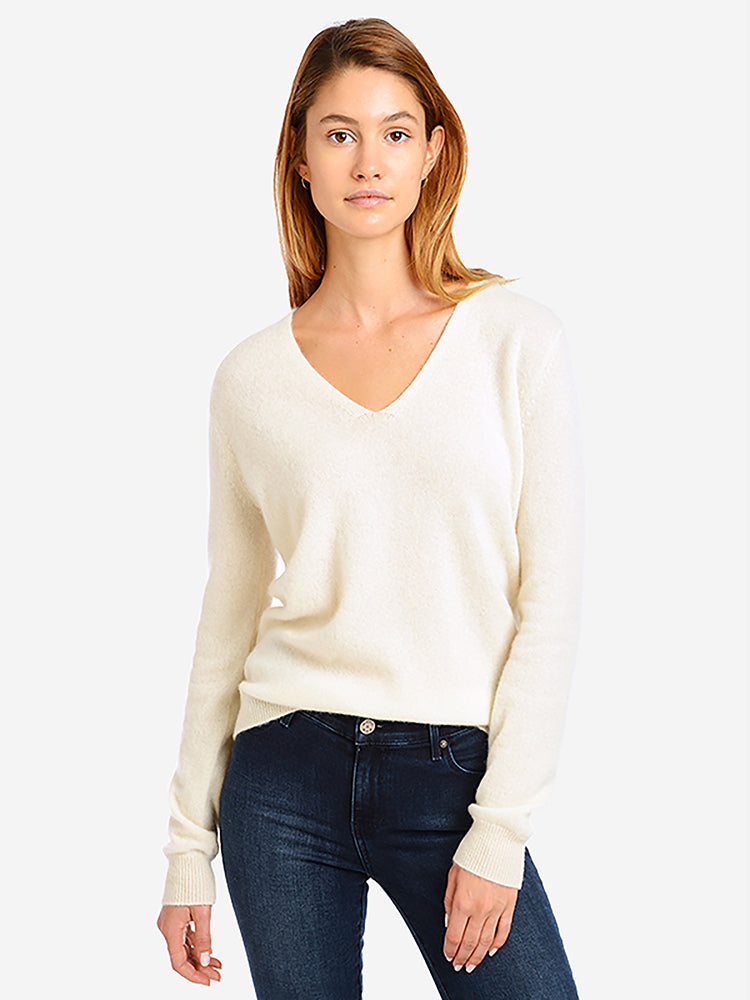 Women wearing Cream Cashmere V-Neck Willow Sweater