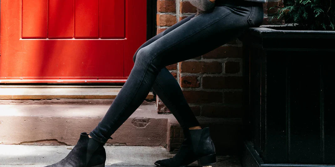 Women's Mid Rise Skinny Jeans