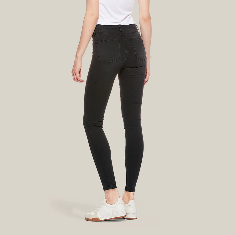 Women wearing Gris foncé Orchard High Rise Skinny Jeans