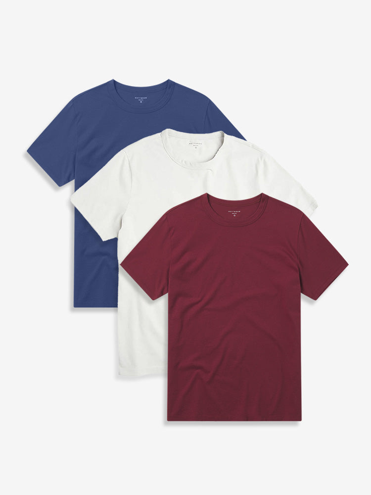  wearing Brick Red/Bone/Graphite Blue Classic Crew Driggs 3-Pack