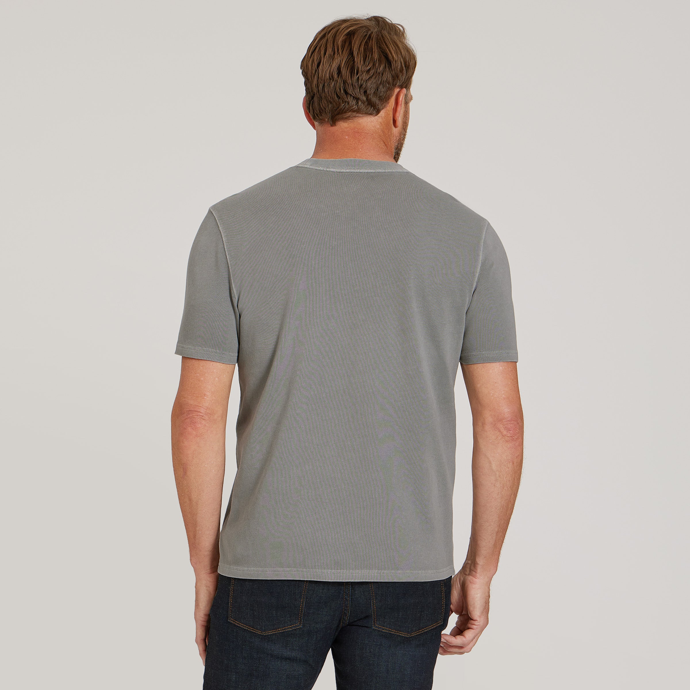 Men wearing Peltre vintage Heritage Weighted Tee