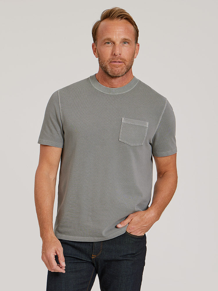 Men wearing Peltre vintage Heritage Weighted Tee
