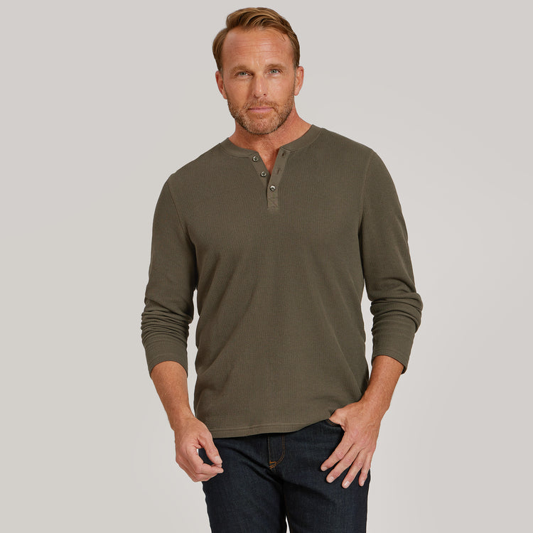 Men wearing Dark Moss Cotton Waffle Curved Hem Henley