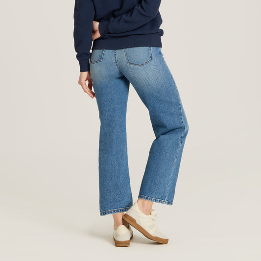 High Rise Cropped Straight Leg Gilmore Medium Blue High-Rise Cropped jeans