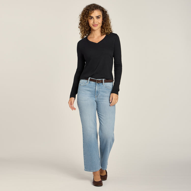 Women wearing Light Blue High Rise Cropped Straight Leg Hubert