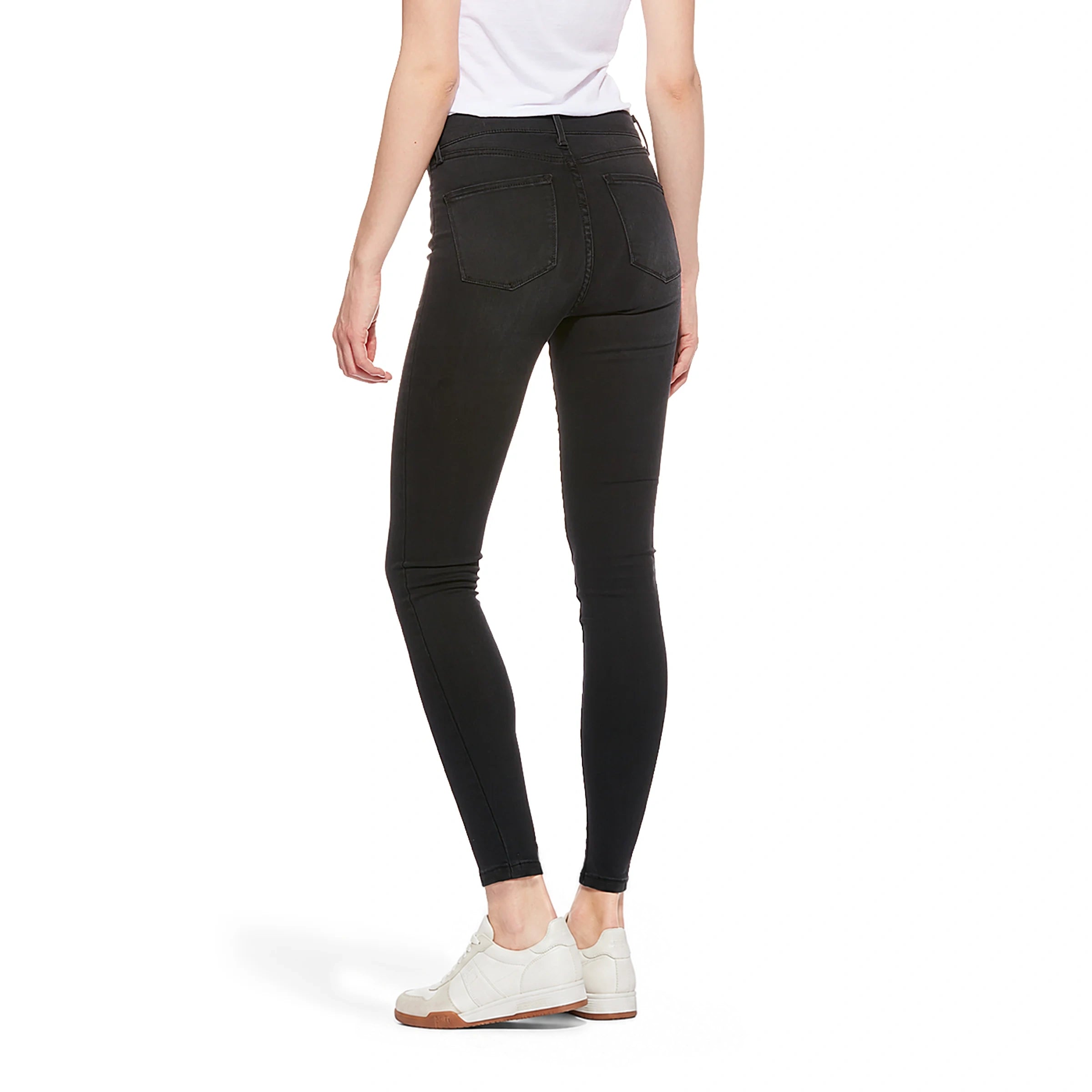 Women wearing Gris foncé High Rise Skinny Orchard Jeans