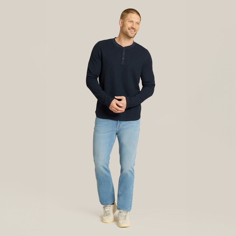 Men wearing Pale Indigo All Blue Jeans jeans