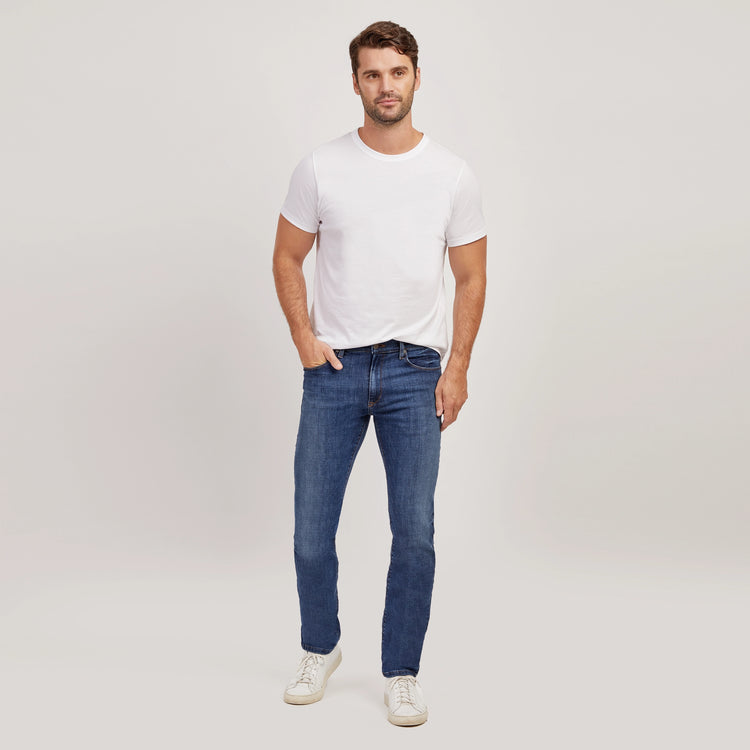 Men wearing Azul medio/claro Slim Wooster Jeans