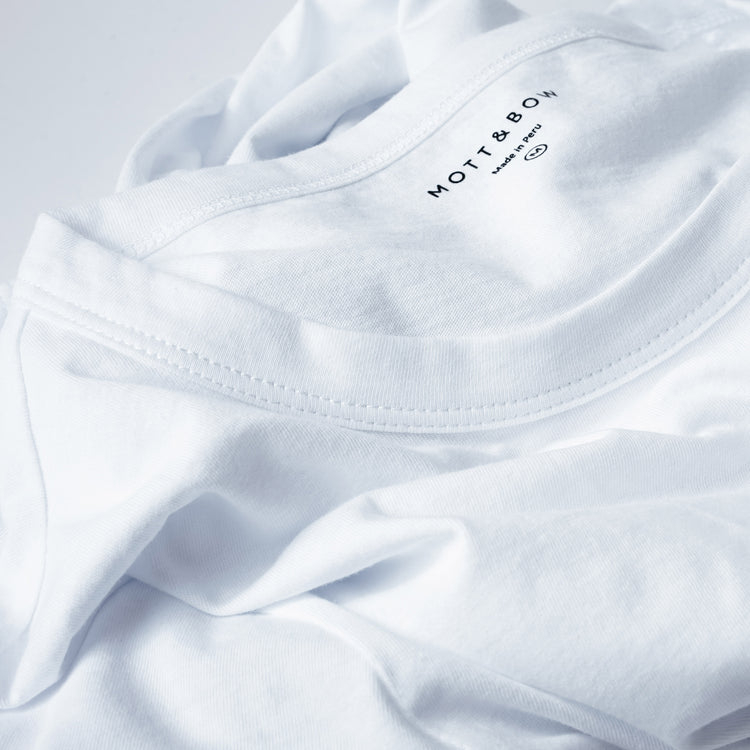 Men wearing Blanc Classic Crew Driggs Tee