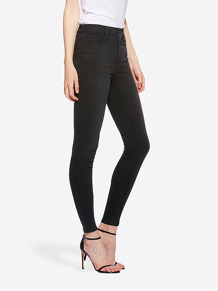 Women wearing Gris foncé High Rise Skinny Orchard Jeans