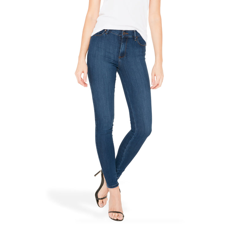 Women wearing Bleu Médium High Rise Skinny Jane Jeans