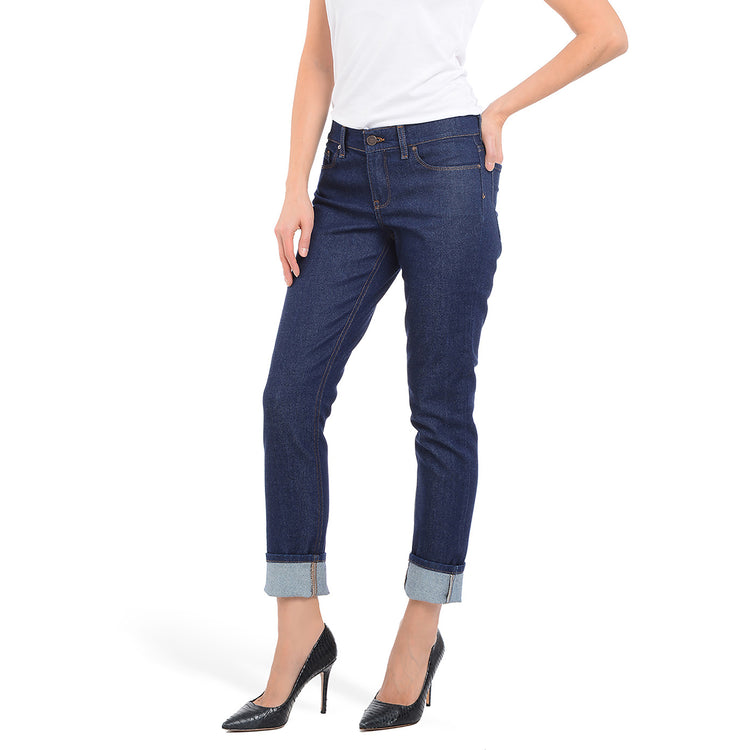 Women wearing Dark Blue Mid Rise Slim Straight Laight Jeans