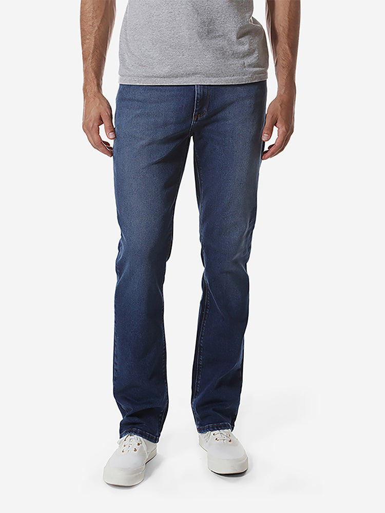 Men wearing Light/Medium Blue Straight Oliver Jeans