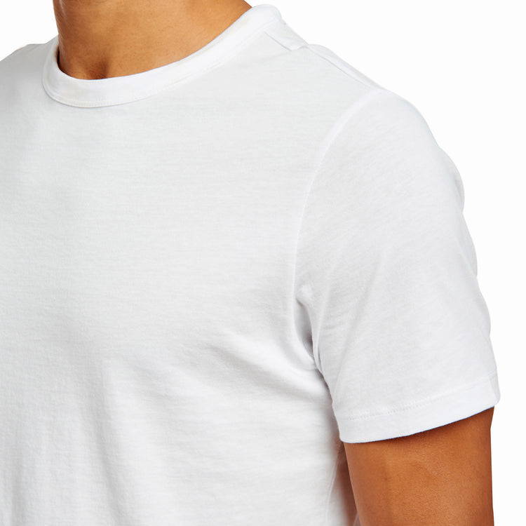 Men wearing White Curved Hem Driggs Tee